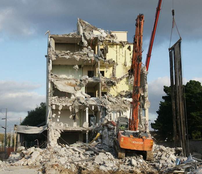 Expert en démolition d'immeuble Bretagne